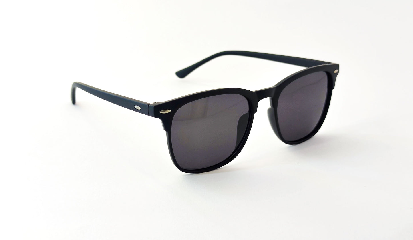 Mackenzi Matte Black-grey